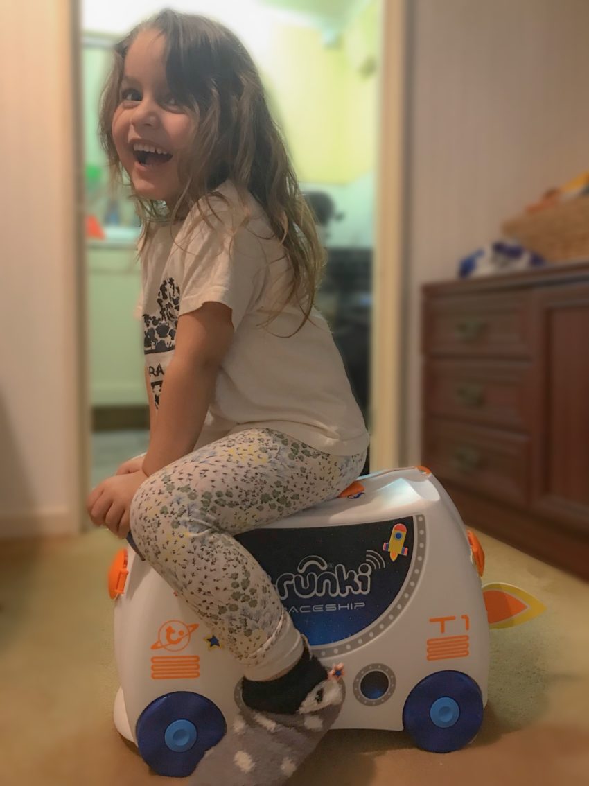 girl trunki